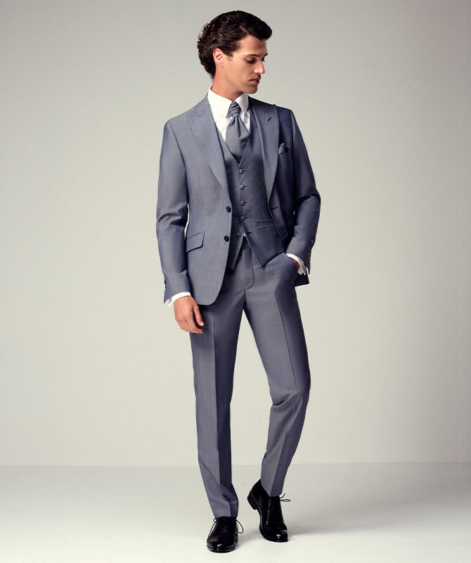 Denimblauer Anzug in Two-Tones Optik