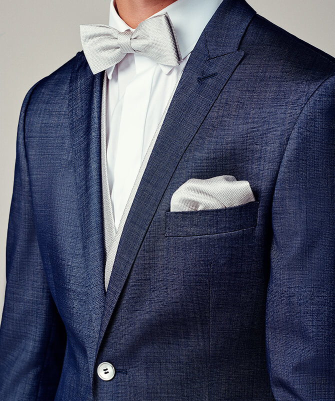 Luxuriöser Seiden-Anzug in Denimblau